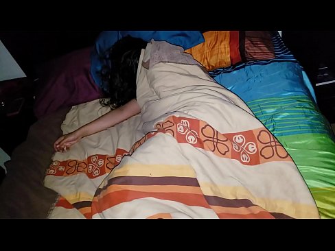 ❤️ Vicfilo kritikante sian junan duonpatrinon dum ŝi dormas. ❤️❌ Porno ĉe ni % eo.tvmarket.top% ❤
